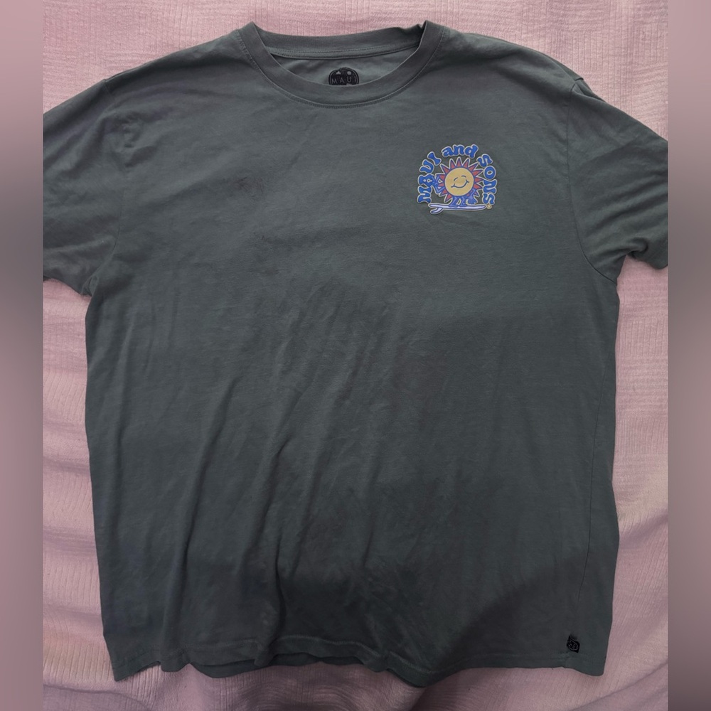 Maui and Sons Dark Green Tee with Vibrant Sun Design